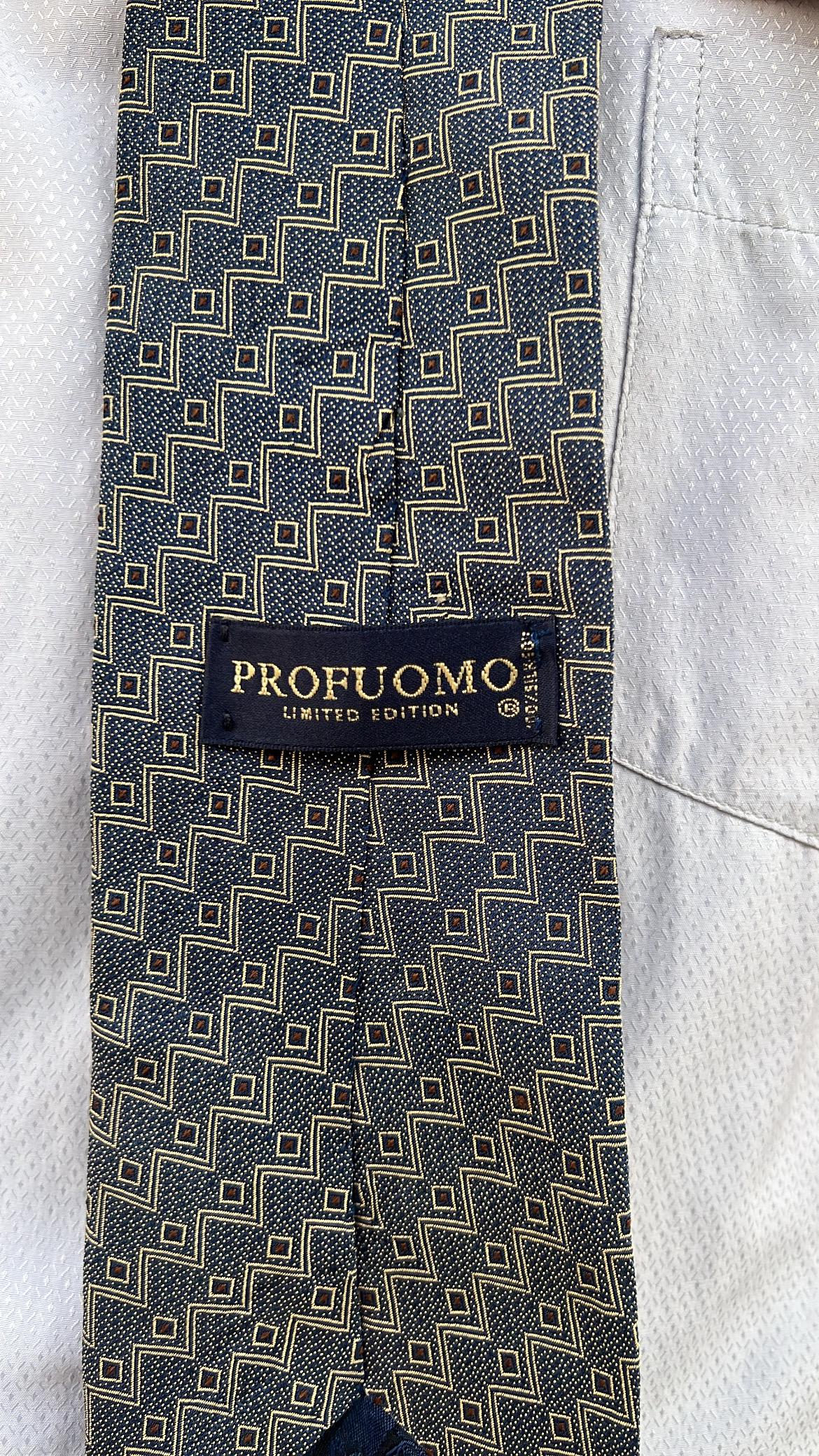 Grey Geometric Tie