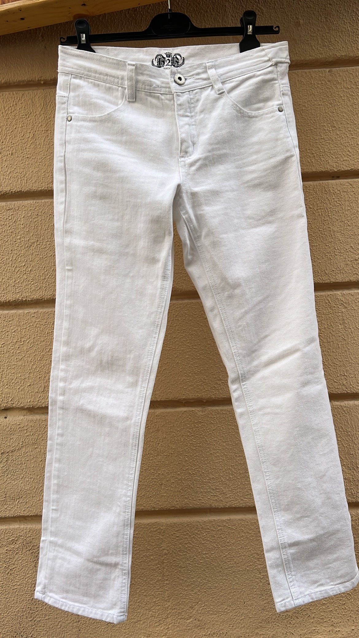 white B2B Jeans