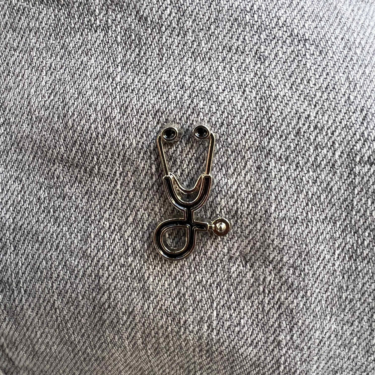 Stethoscope Enamel Pin (Silver)