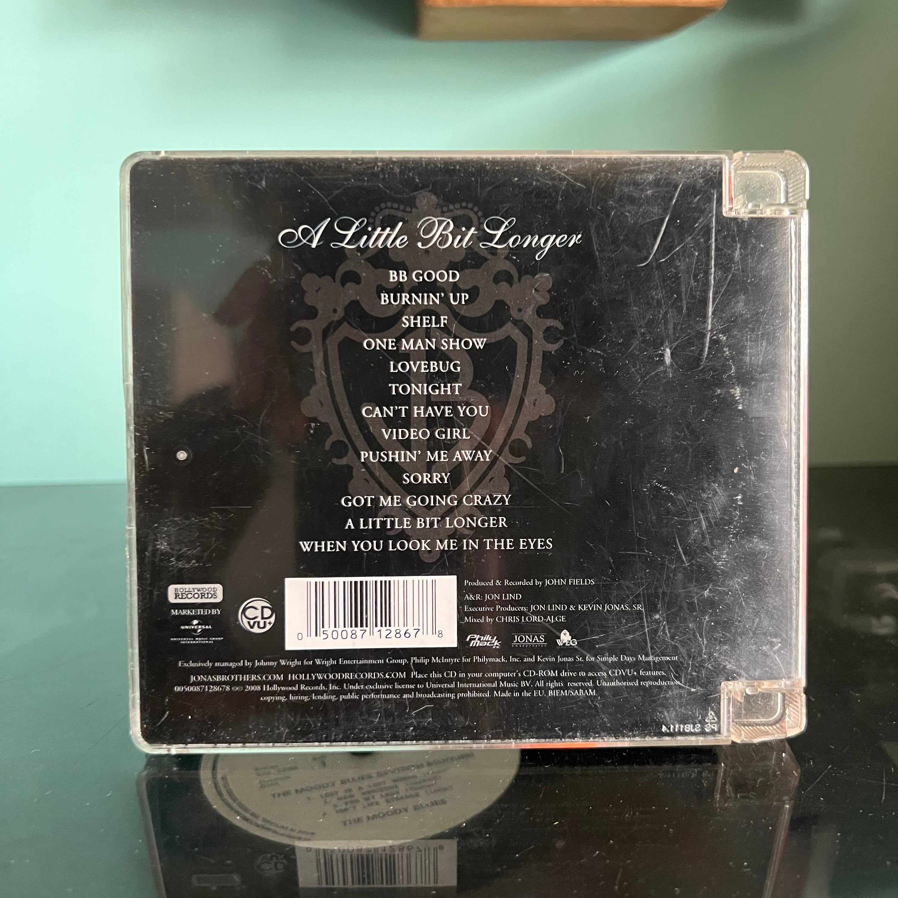 Jonas Brothers - A Little Bit Longer