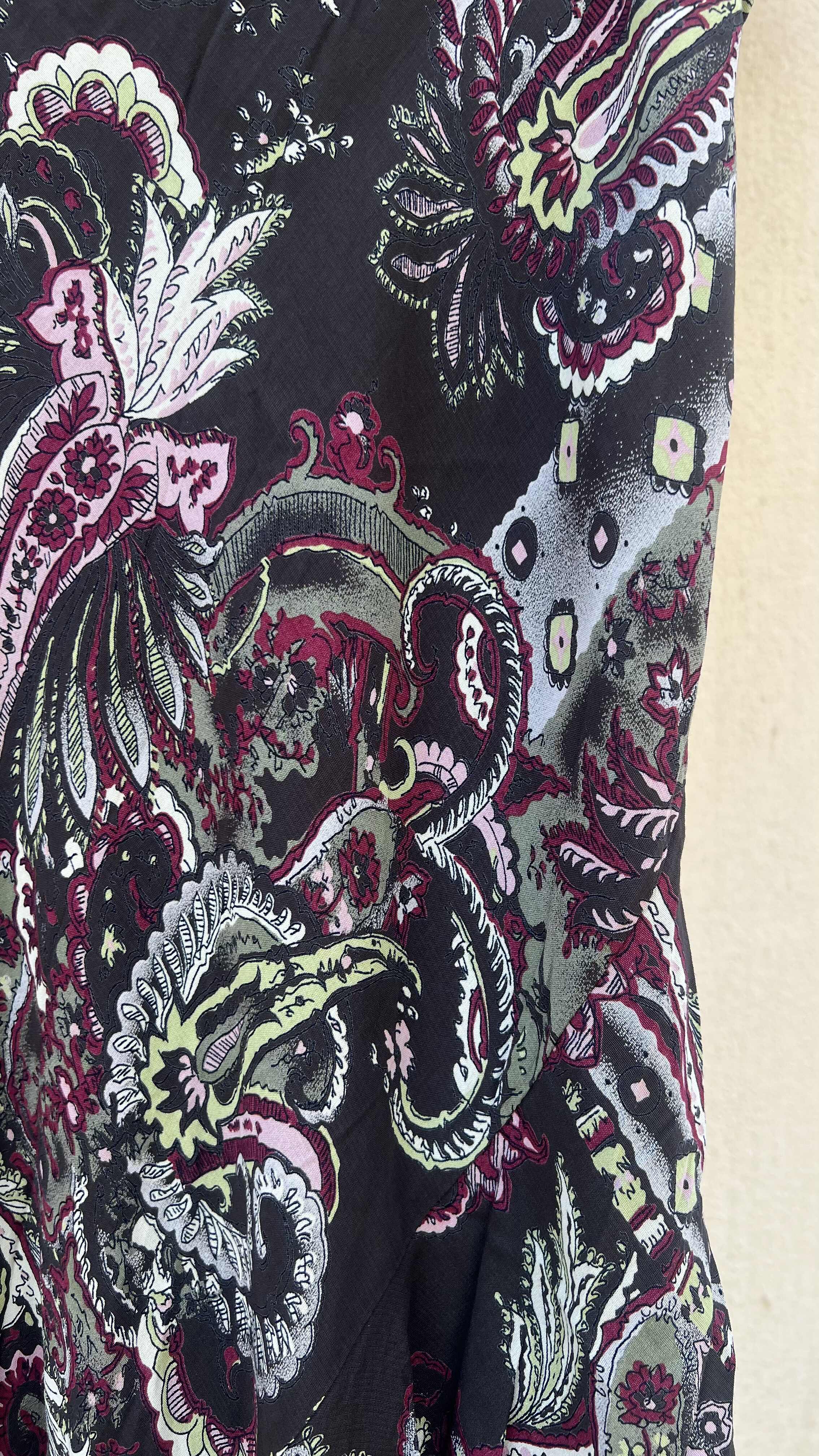Dark Paisley Print Ruffle Midi Skirt