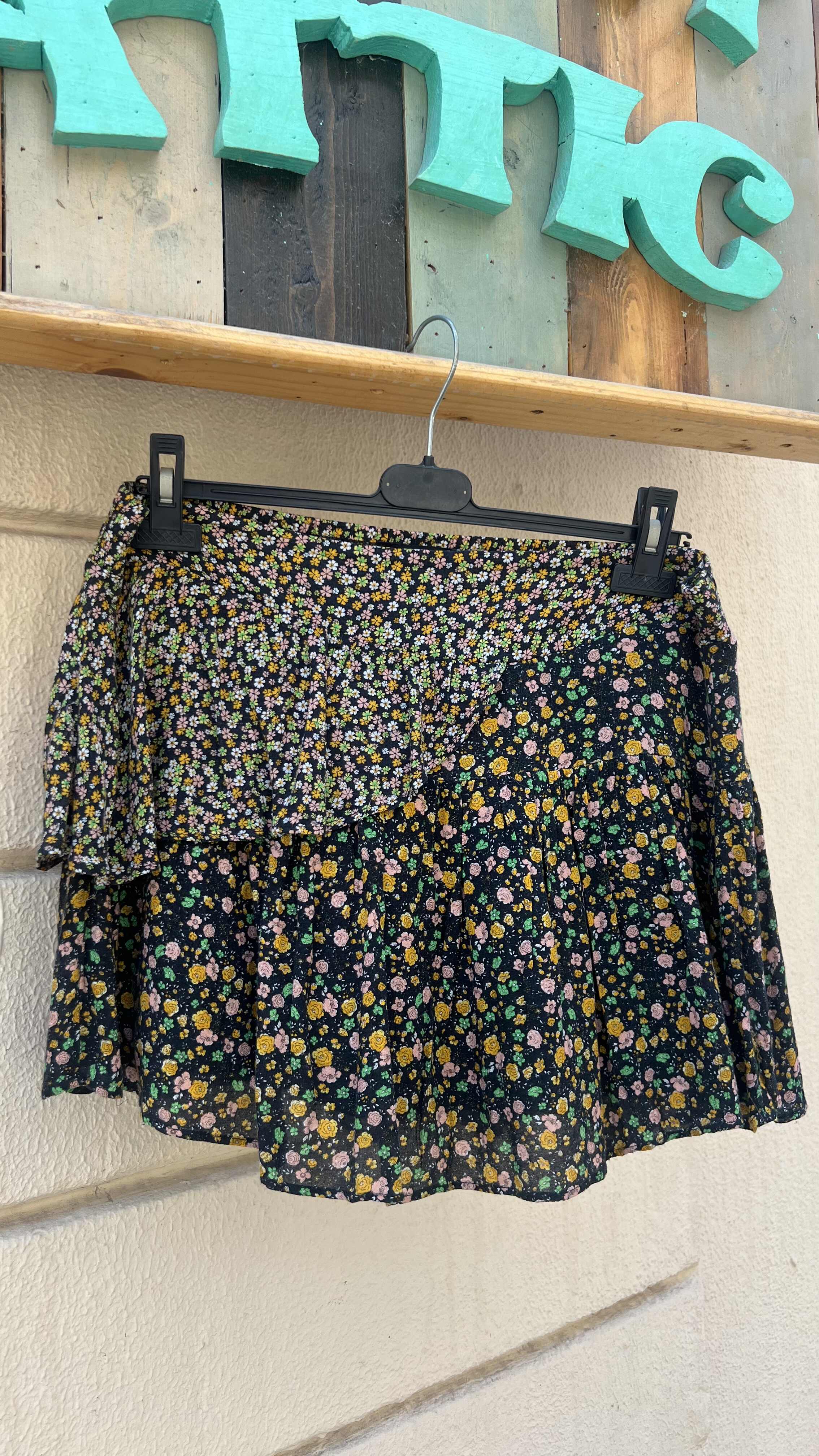 Black Mixed Micro Floral Ruffle Mini Skirt