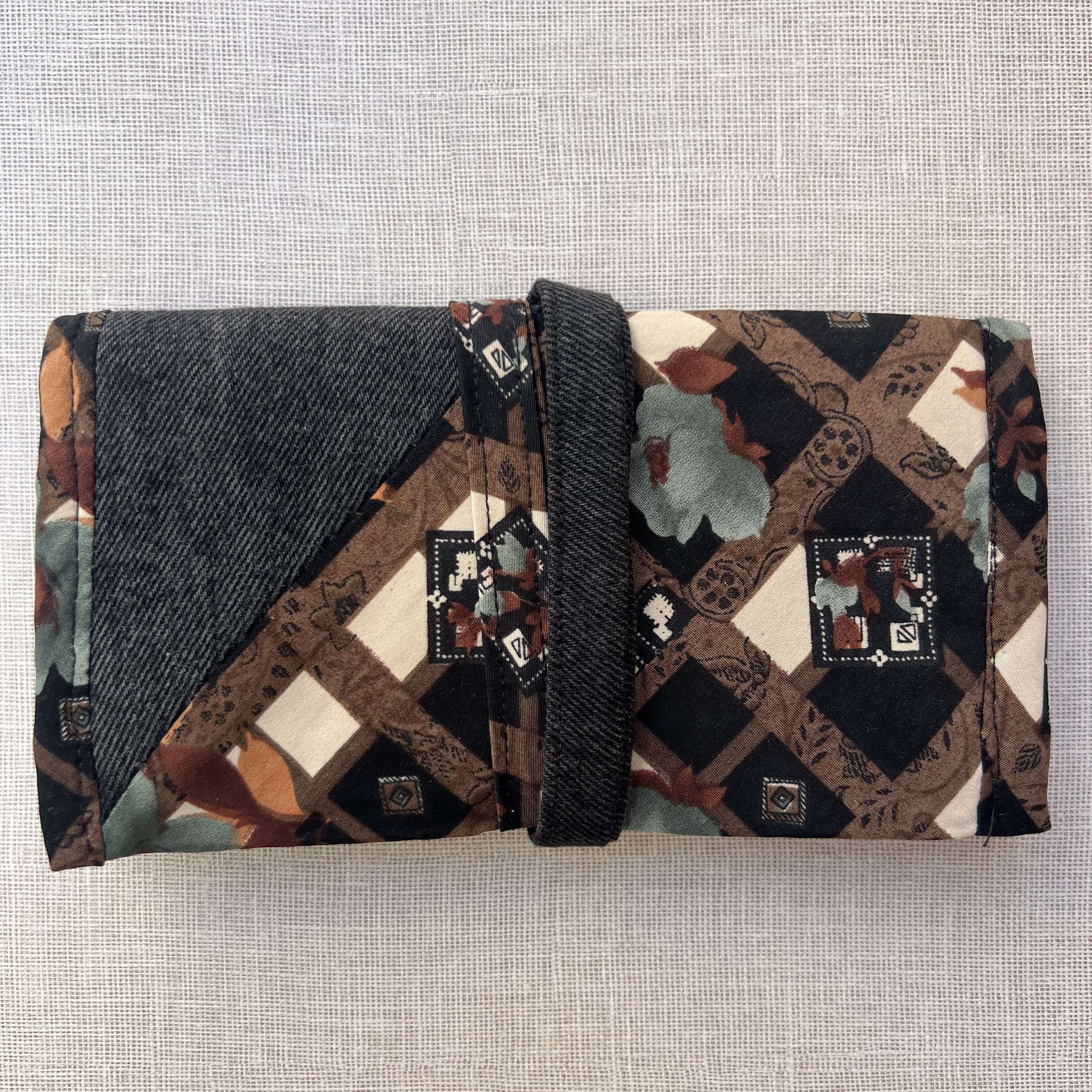 Black Denim Floral Pattern Tobacco Pouch
