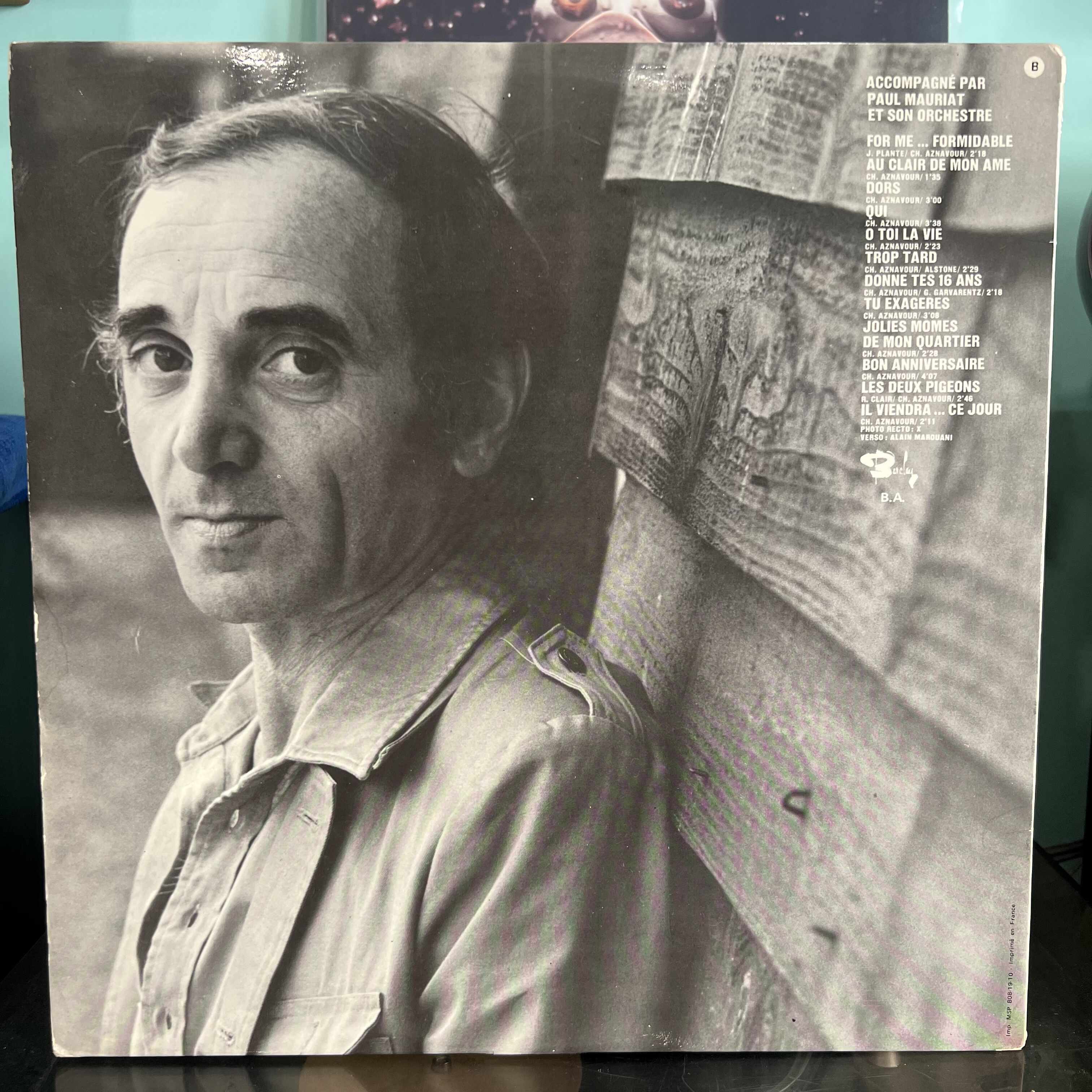 Charles Aznavour - Qui?