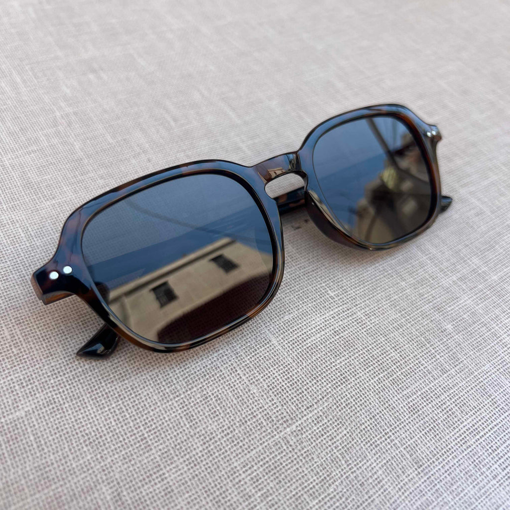 Vintage Squared Tortoiseshell Sunglasses