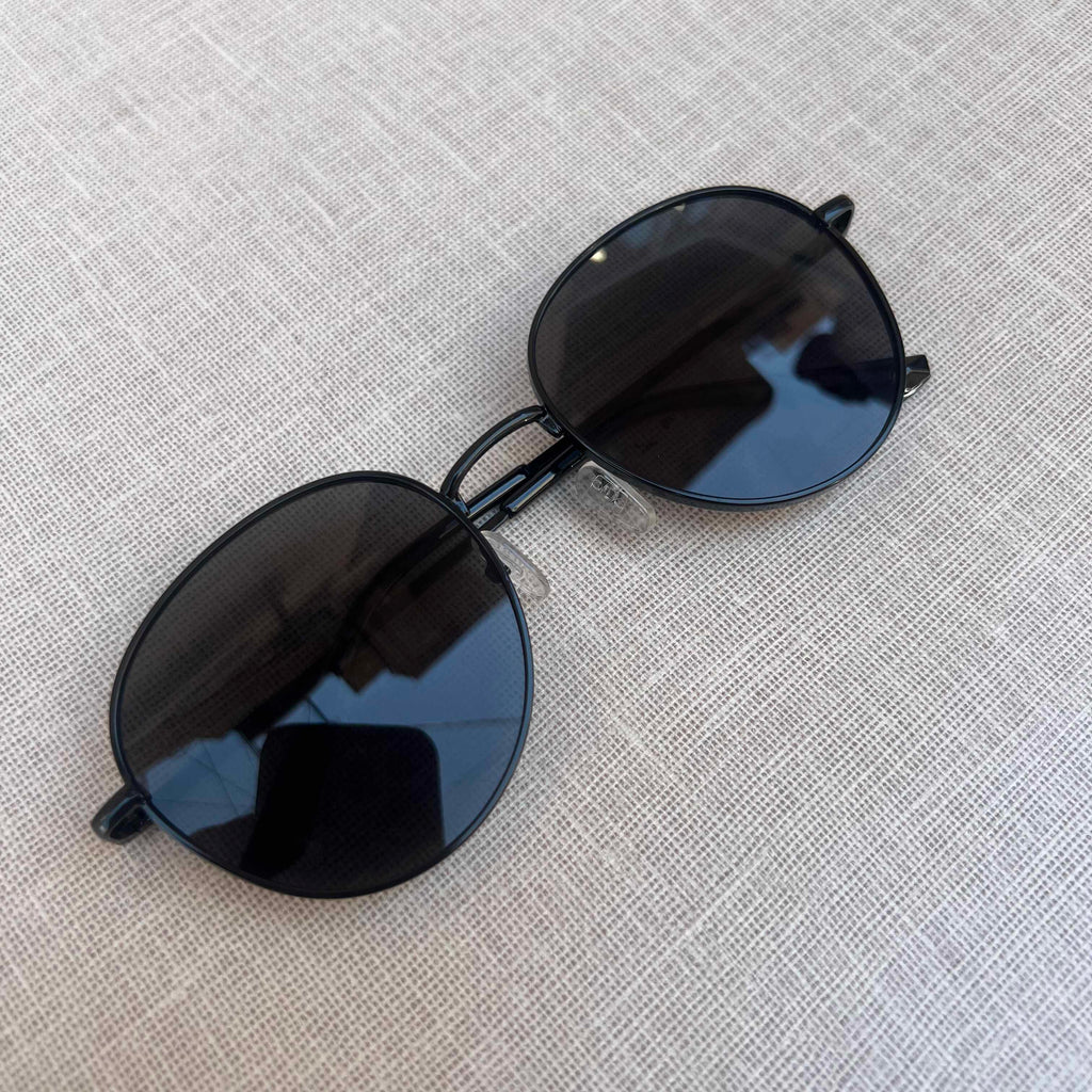 Black Round Sunglasses