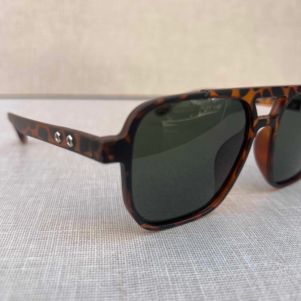 Tortoise Shell Aviator Sunglasses