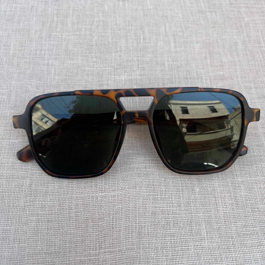 Tortoise Shell Aviator Sunglasses
