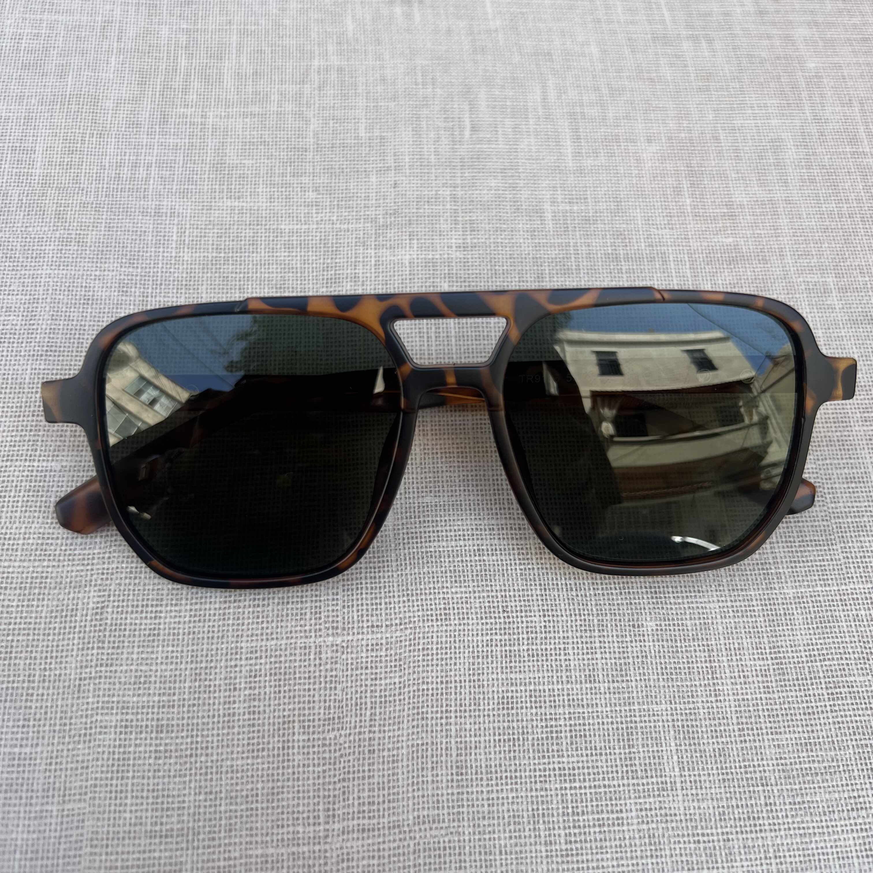 Tortoise Shell Aviator Sunglasses