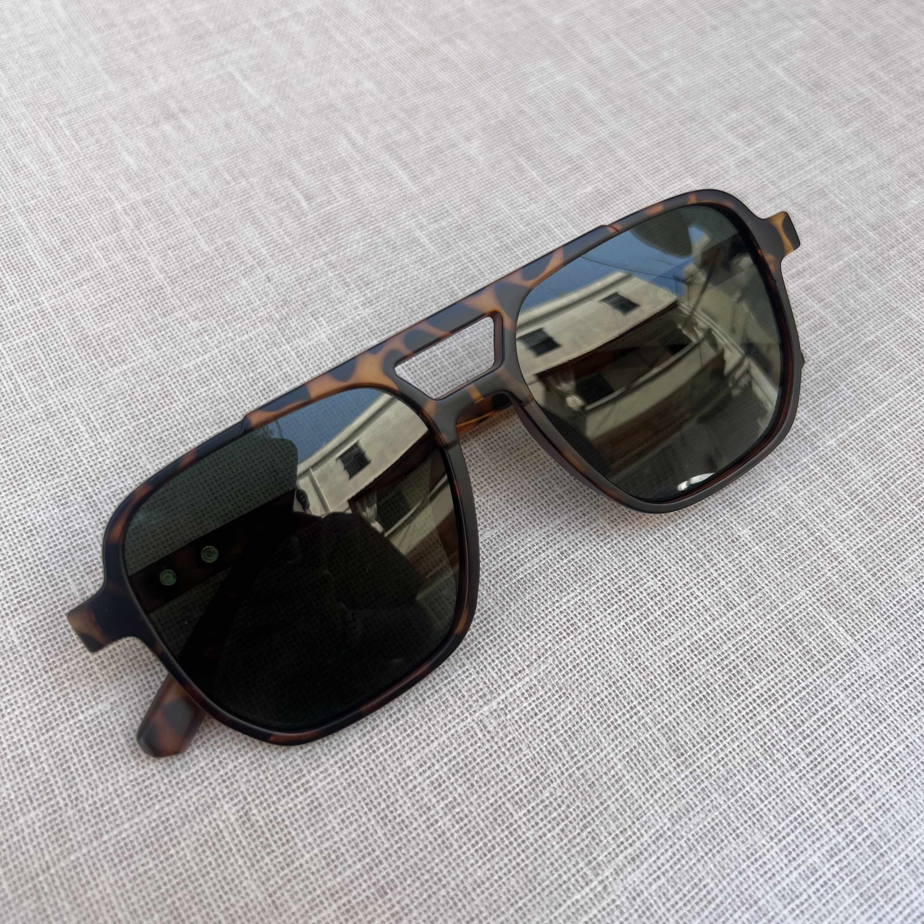 Tortoise Shell Aviator Sunglasses