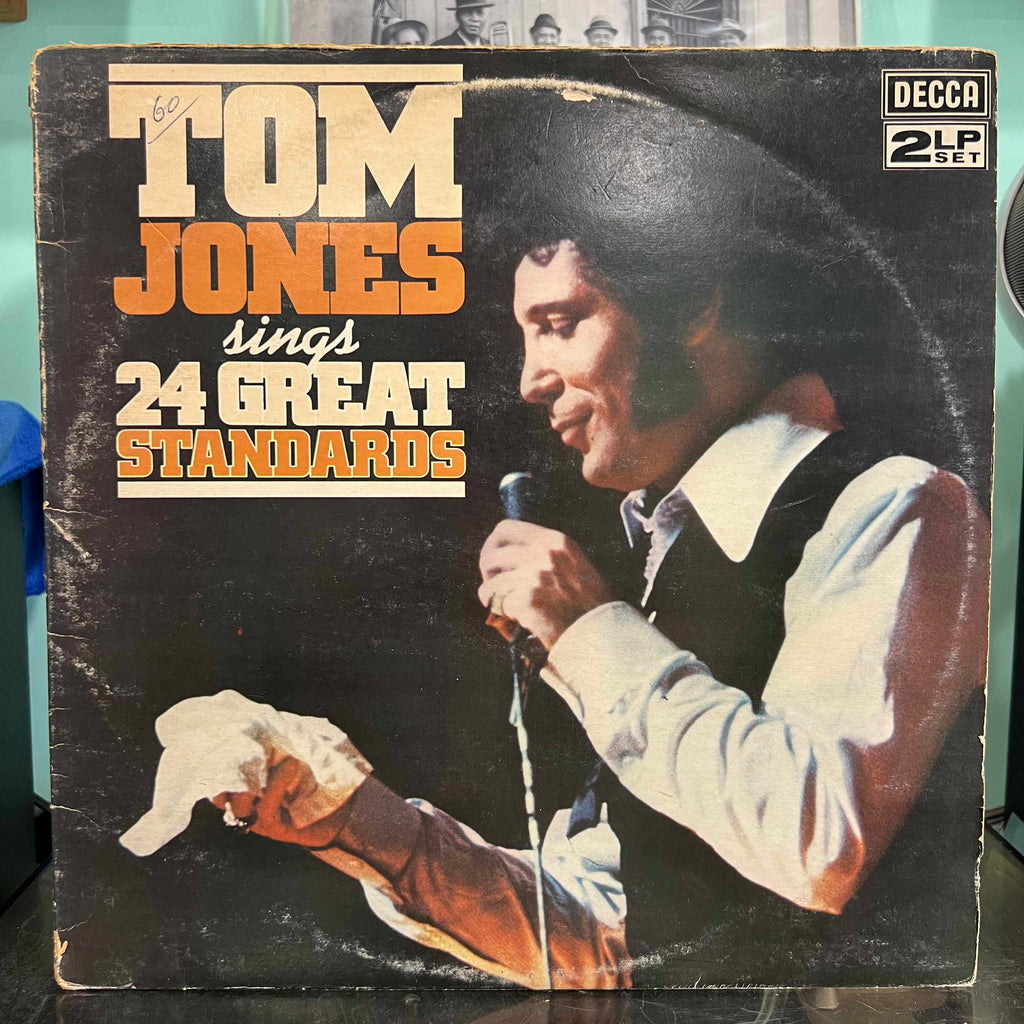 Tom Jones - Sings 24 Great Standards