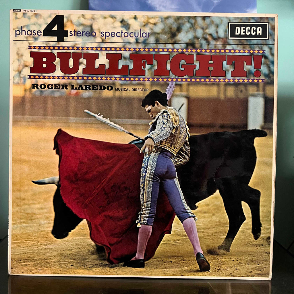 Roger Laredo - Bullfight!