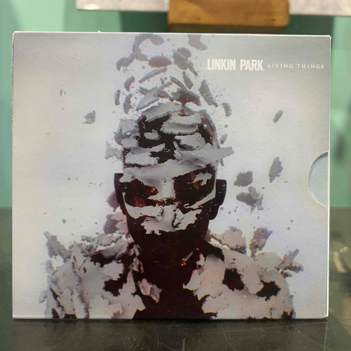 Linkin Park - Living Things (Unofficial Release)