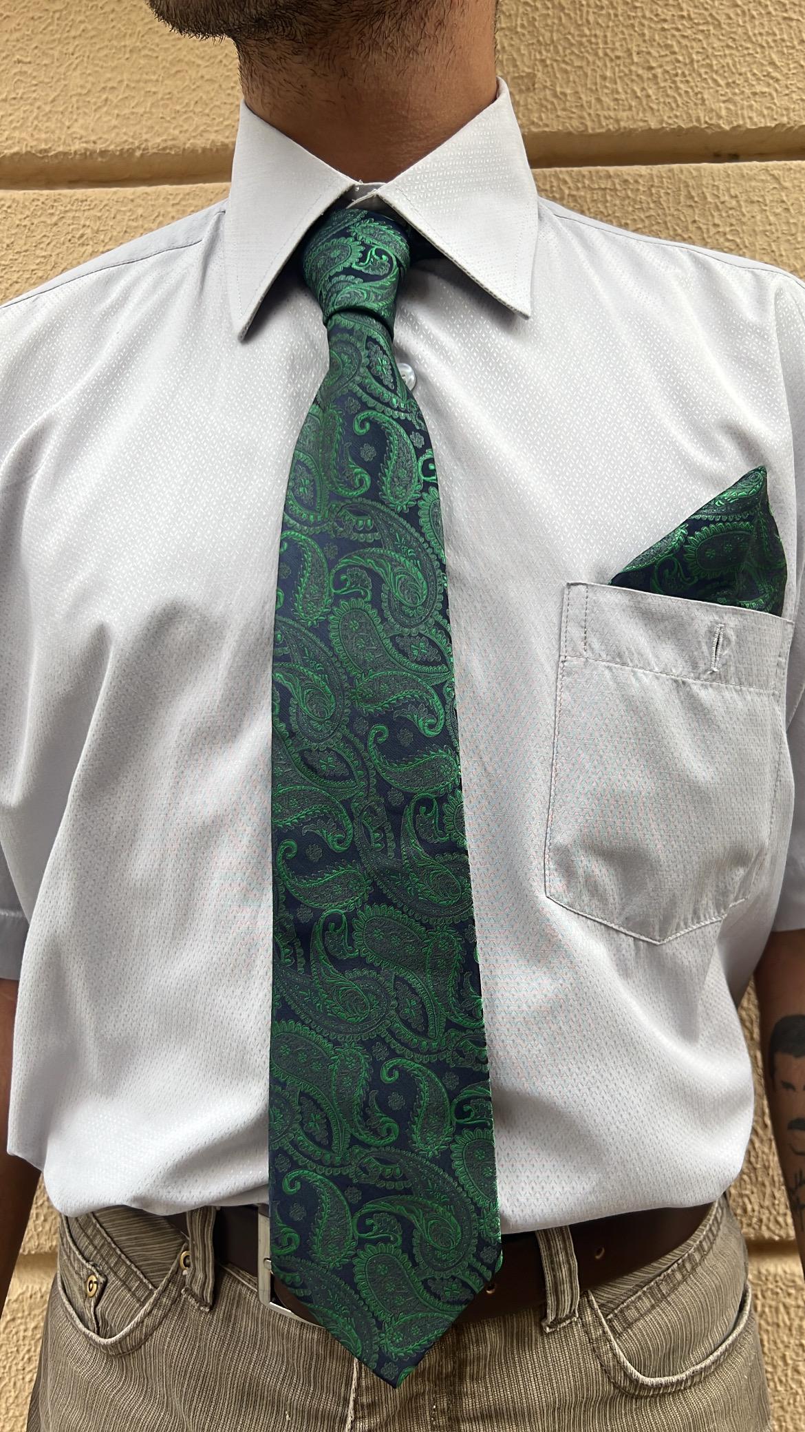 Paisley Tie and Pocket Square Set
