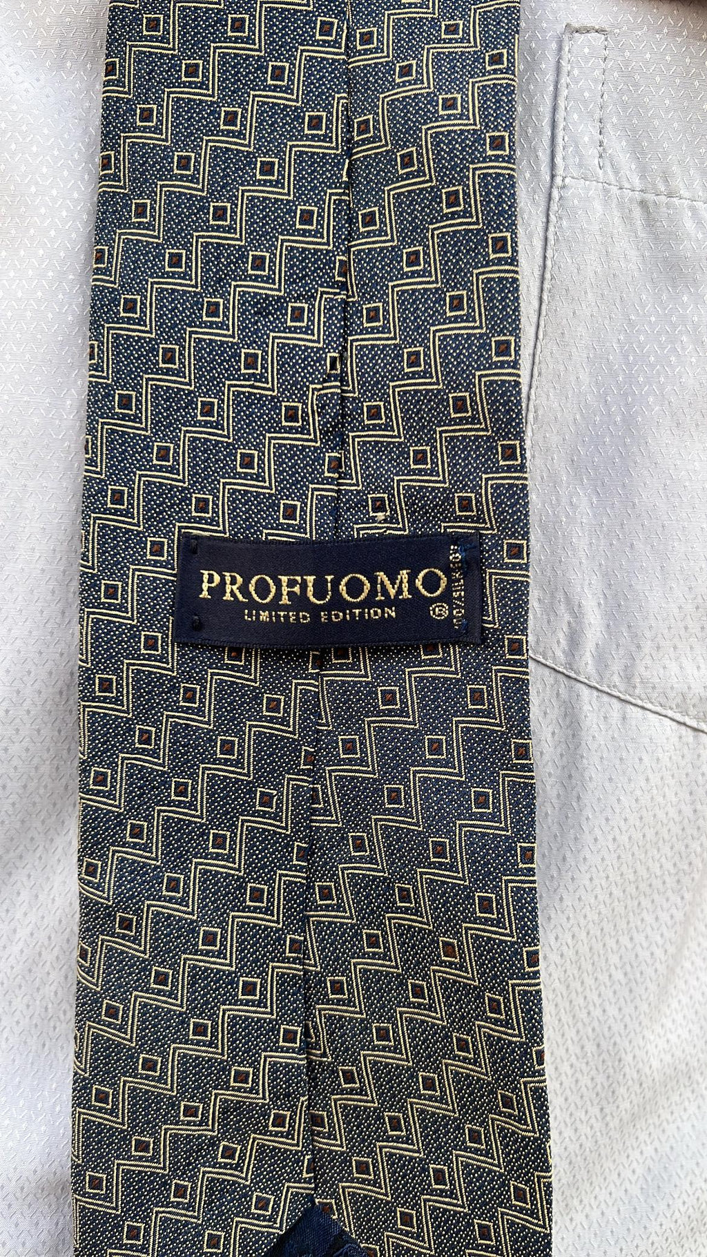 Grey Geometric Tie